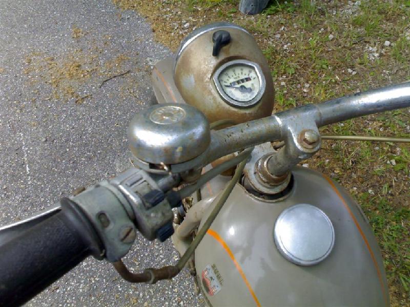 20060528836 (Large).jpg
